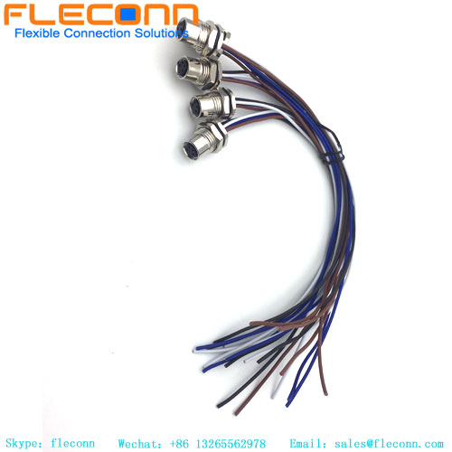 Avant femelle de connecteur de bâti de panneau M8 fixé avec des fils simples