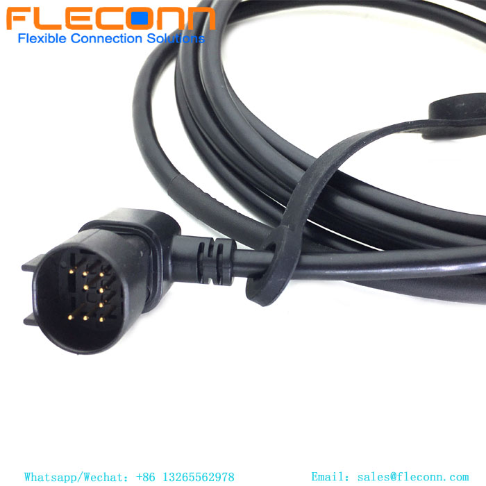 Connecteur M12 A code 5 pôles pour montage sur panneau arrière avec fil pour l'automatisation d'usine